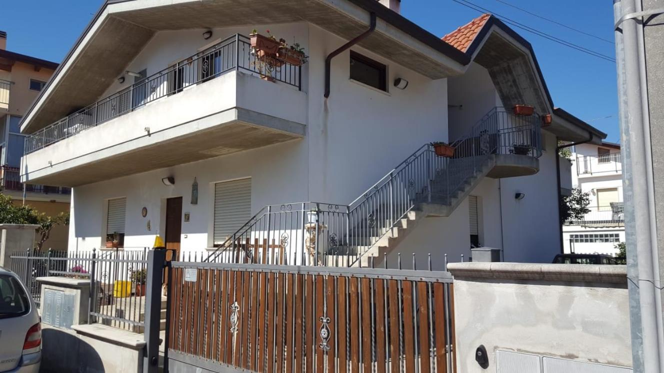 La Casa Di Cindy Villa Montesilvano Marina Екстериор снимка